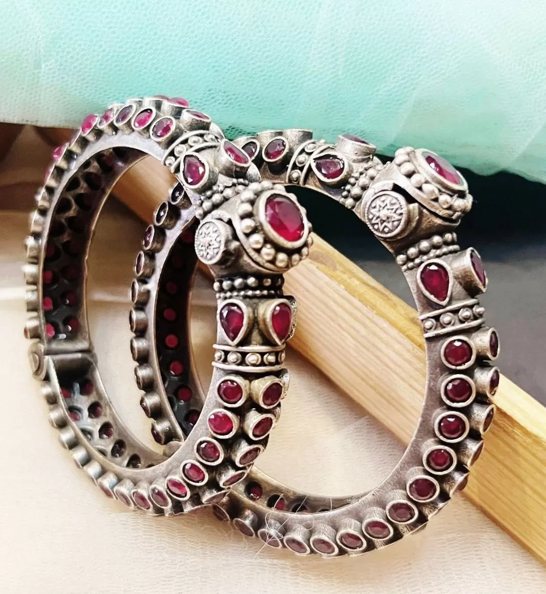 Beautiful Silver Finish Stone studded Openable Bangles set for women -DEEP001OBA