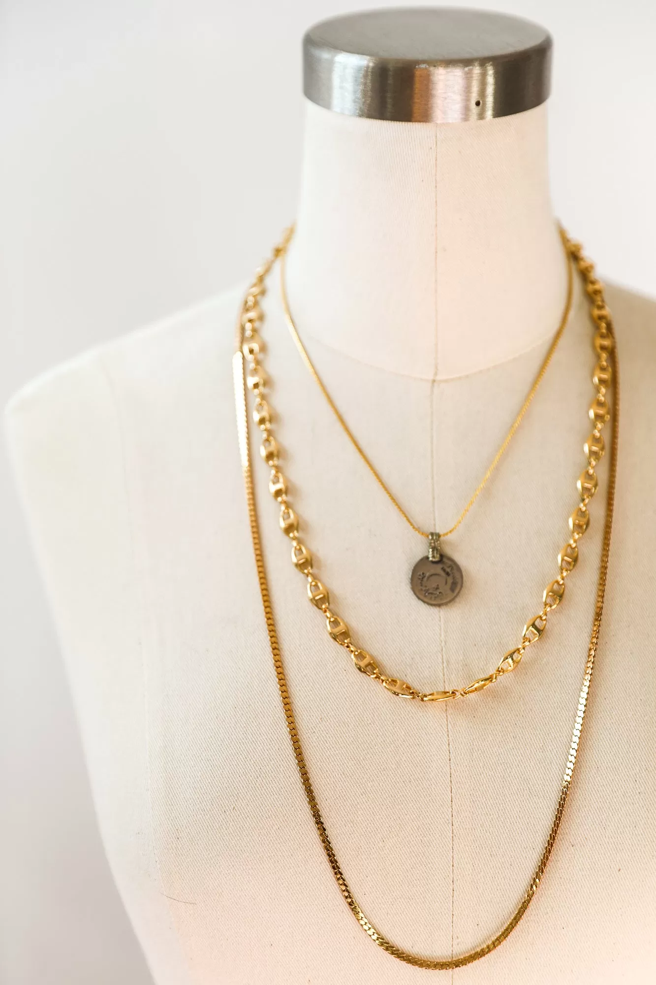 Gold Layers Essential Necklace Set