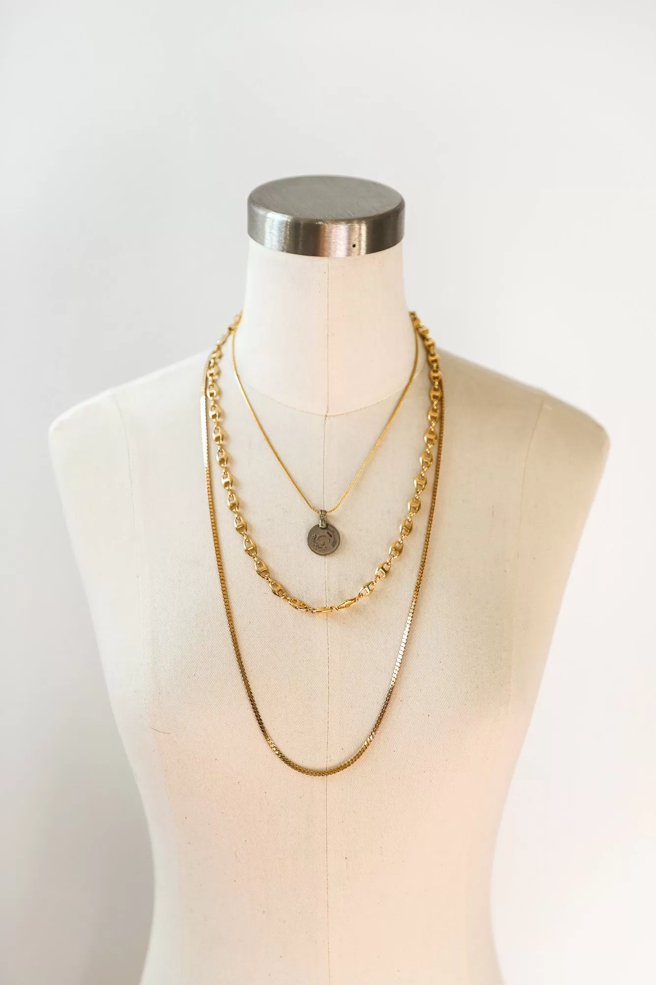 Gold Layers Essential Necklace Set