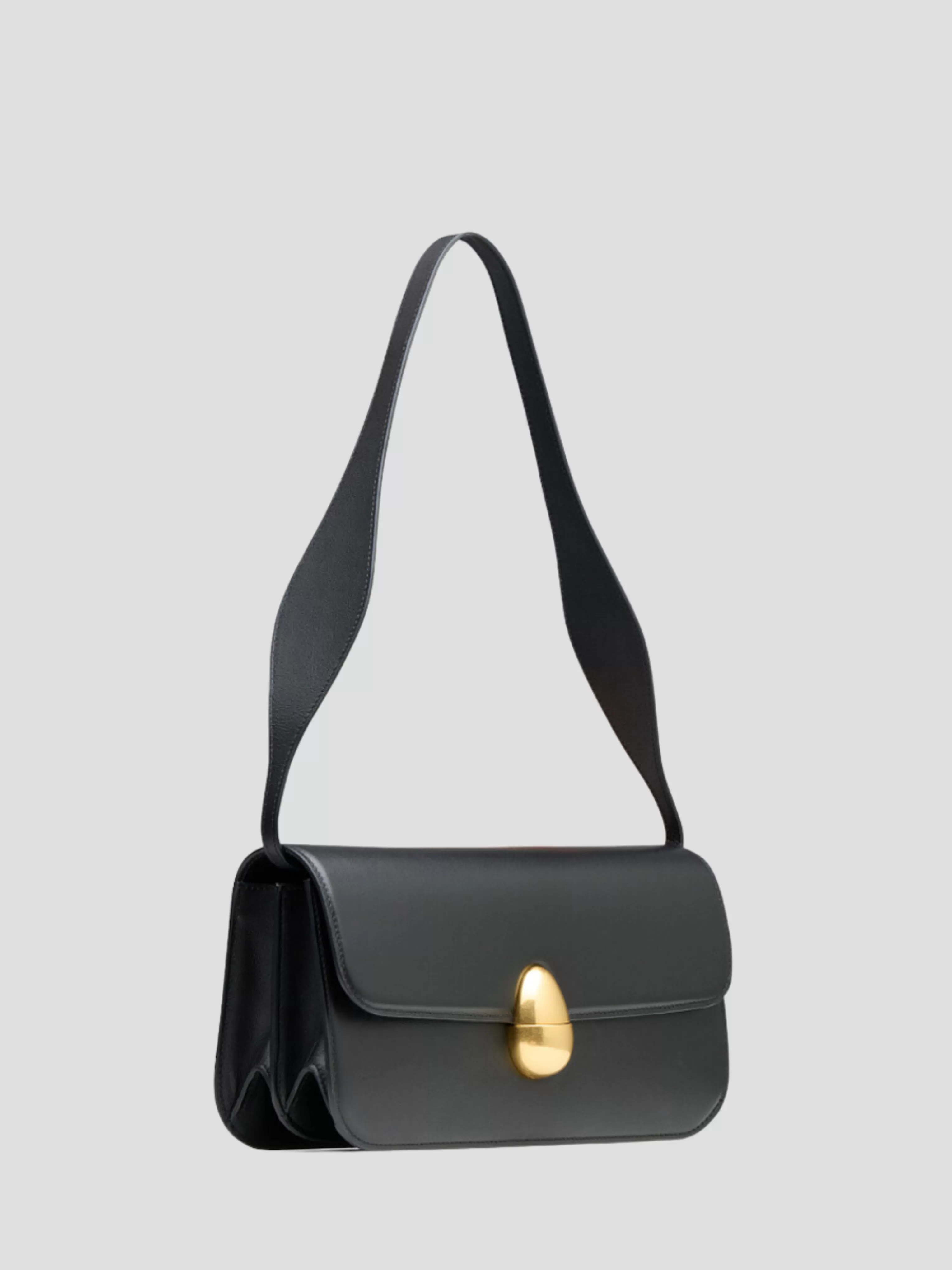 Phoenix Black Leather Baguette Bag