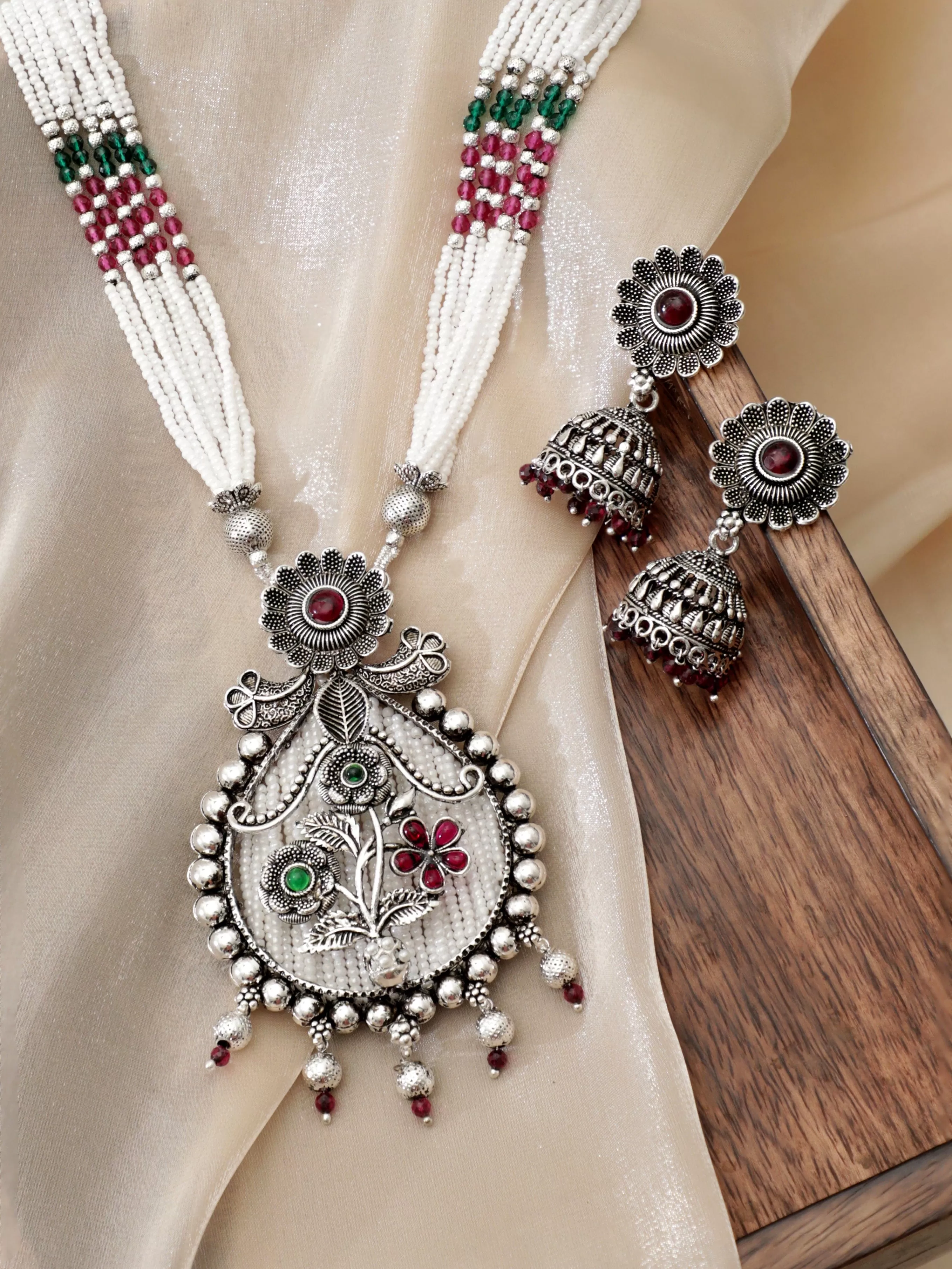 Rubans Silver Oxidized Pink & Green Pearl Beaded Necklace Set