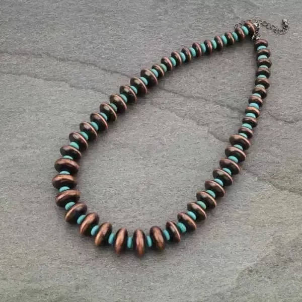 Short Navajo pearl NECKLACE