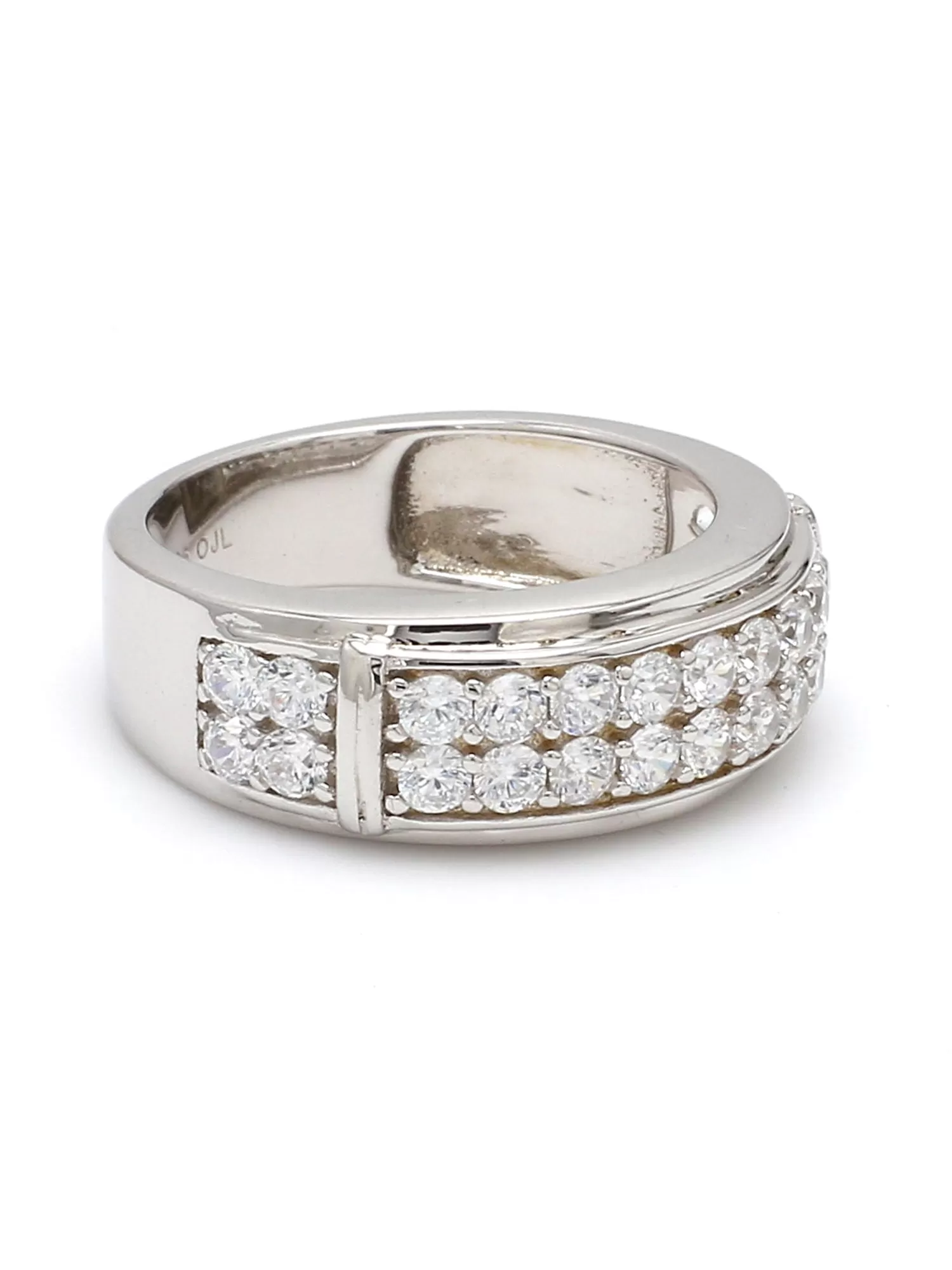 Silver Band Ring In American Diamond