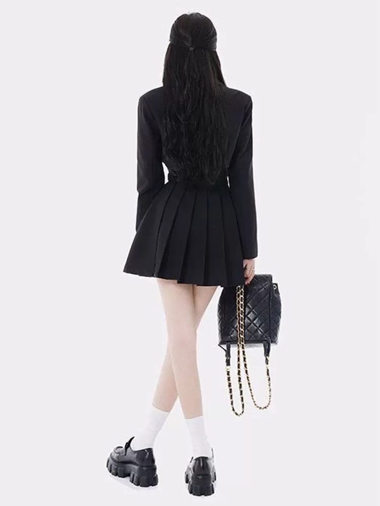 Three-Piece-Set: Pleated A Line Skirt   Jacket   Blouse