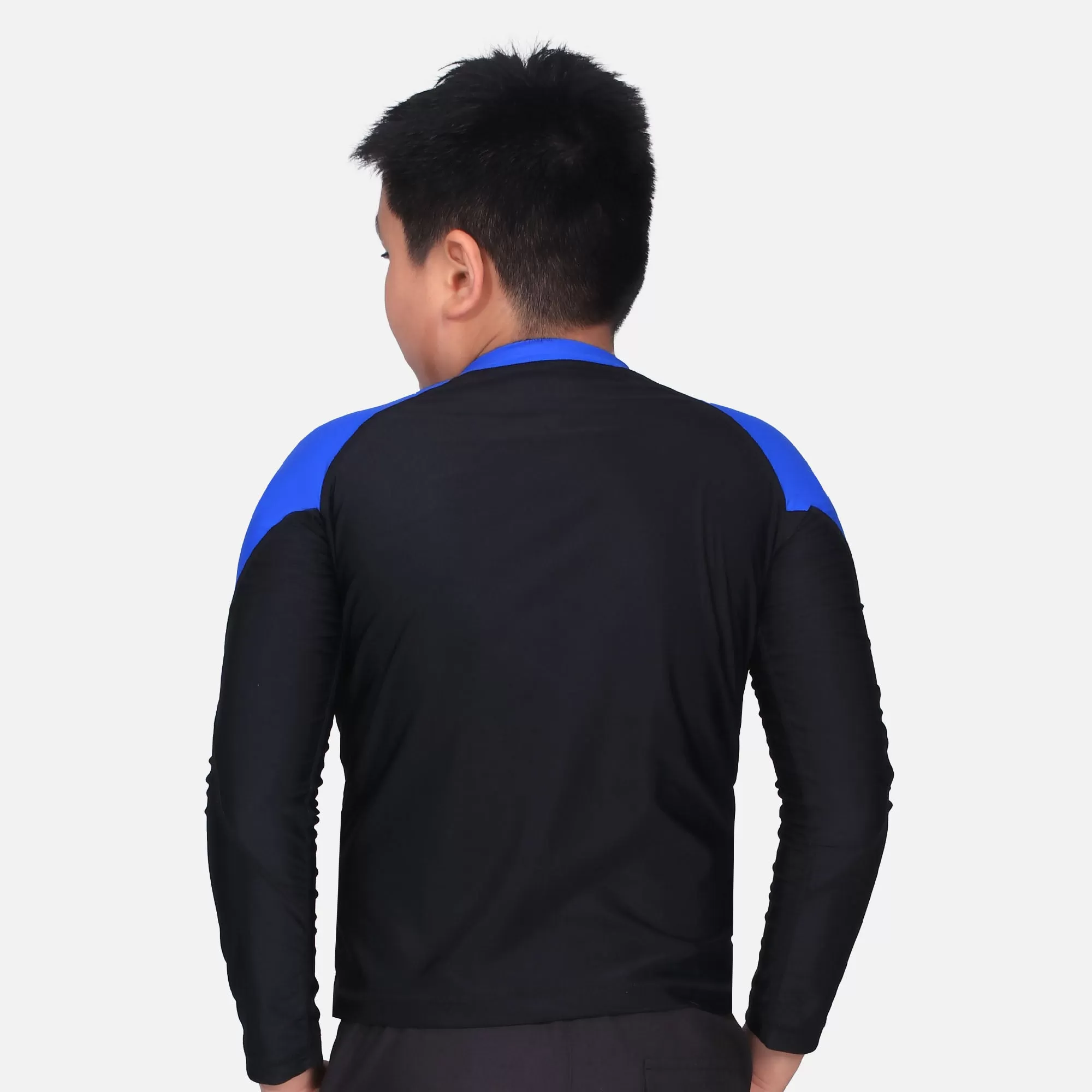 WB BOY RASHGUARD 01