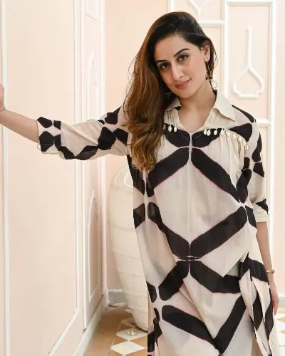 White & Black Cotton Geometric Print Kurti Pant Set Of 2